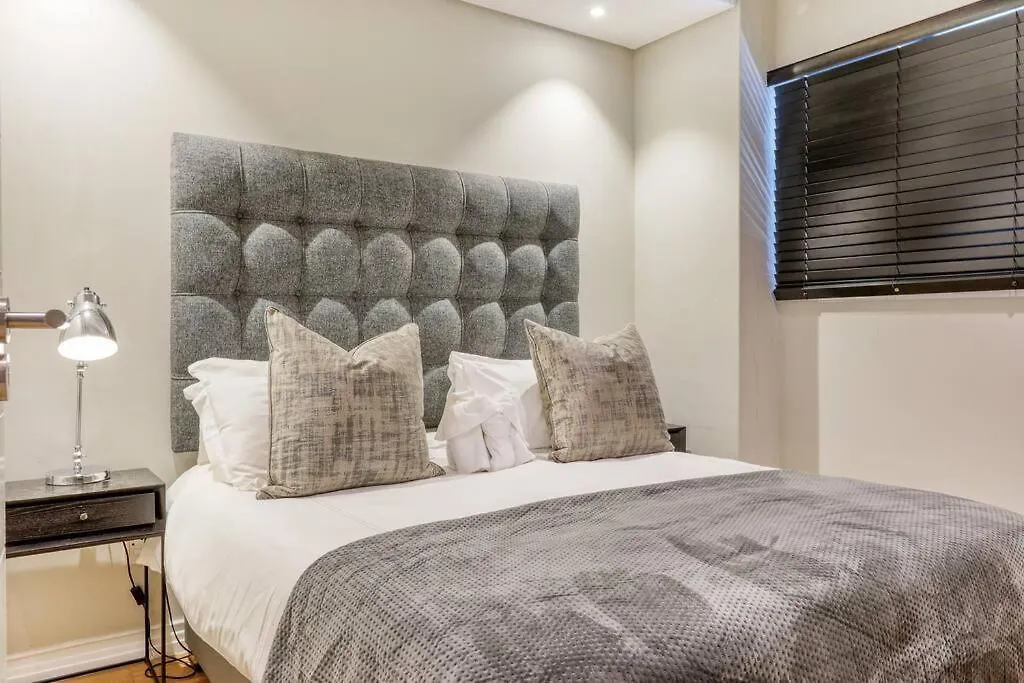 Luxury Apartment With Rooftop Pool And Table Mountain Views Cape Town